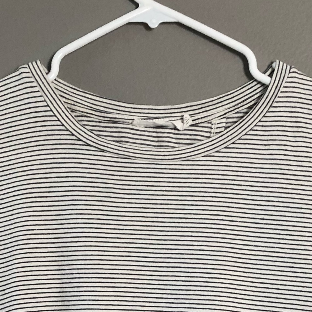 LUSH TSHIRT - Picture 2 of 9